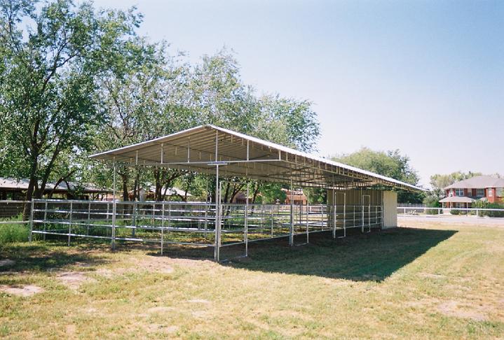 OPEN AIR BARN/MARE MOTEL